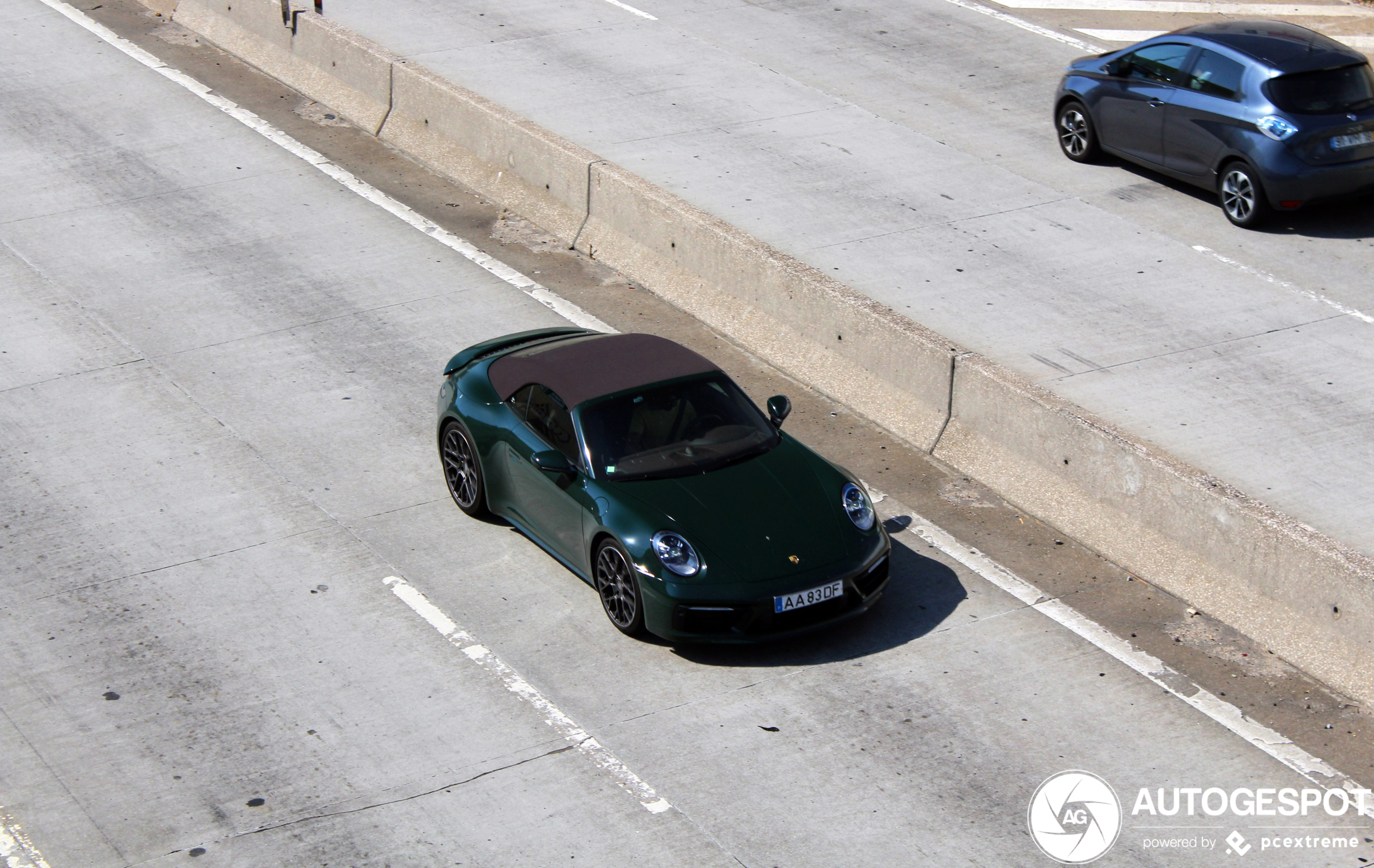 Porsche 992 Carrera 4S Cabriolet