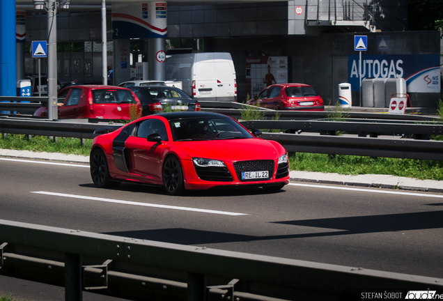 Audi R8 V10