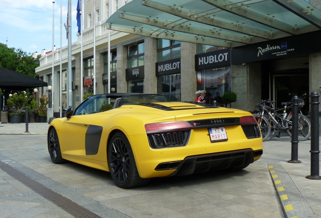 Audi R8 V10 Spyder 2016