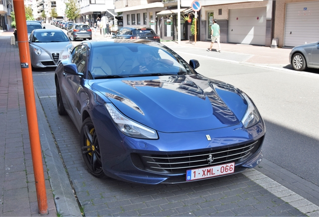 Ferrari GTC4Lusso