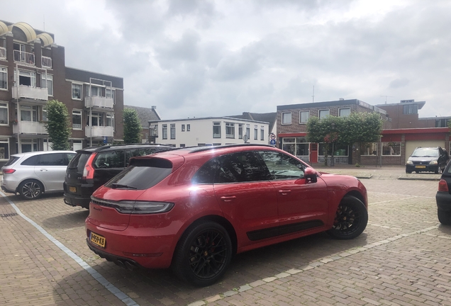 Porsche 95B Macan GTS MkII