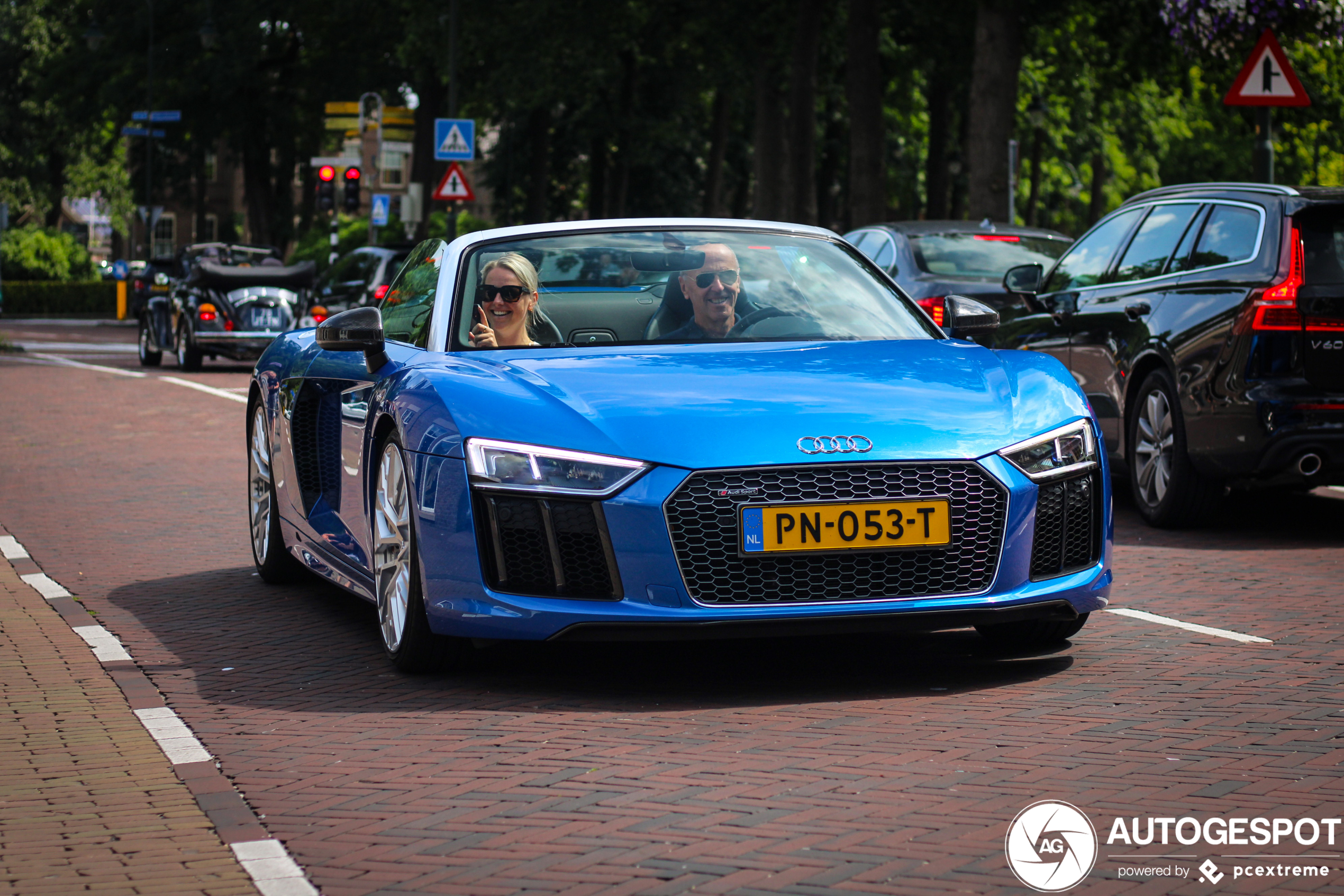 Audi R8 V10 Spyder 2016