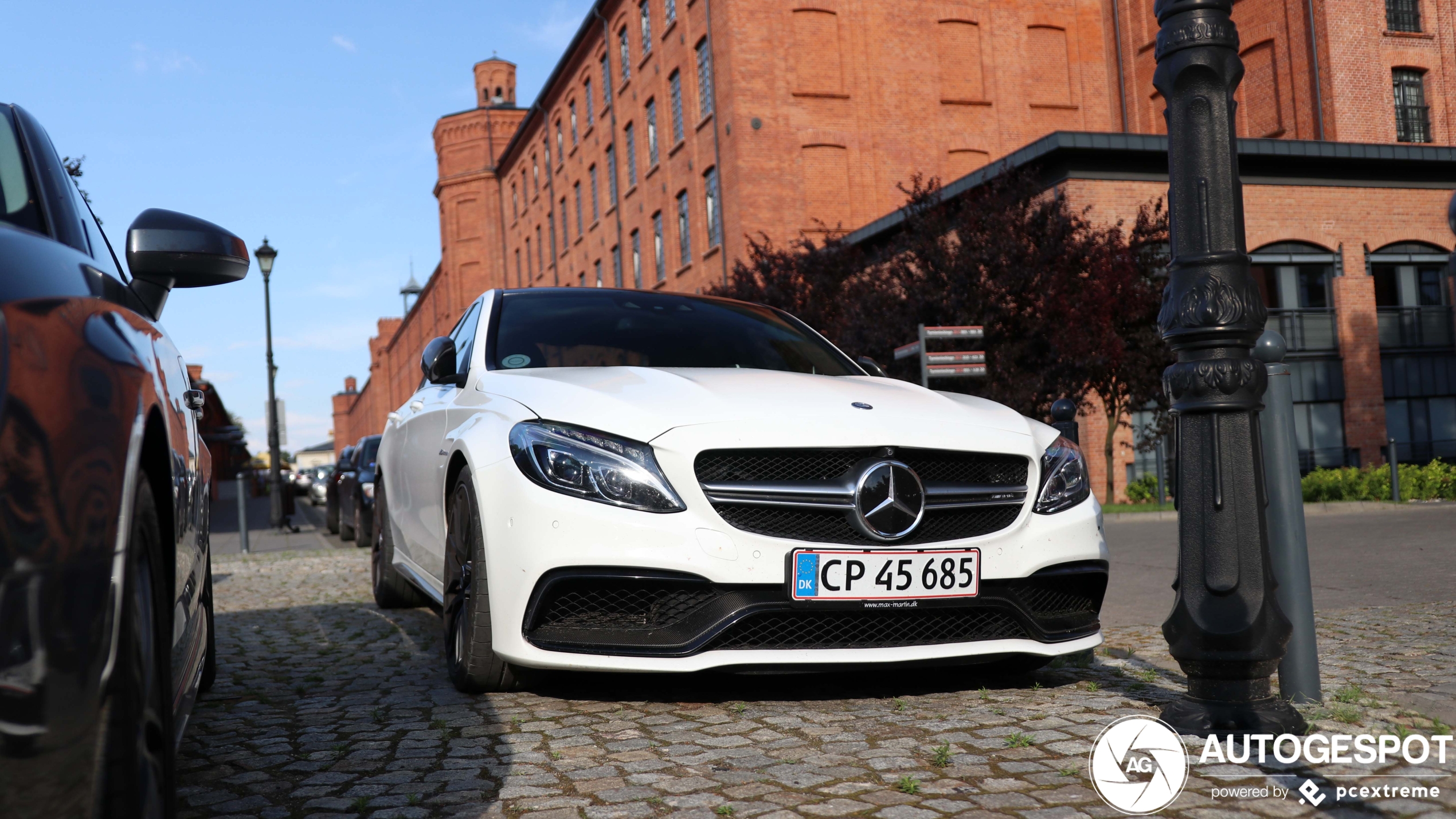 Mercedes-AMG C 63 S W205