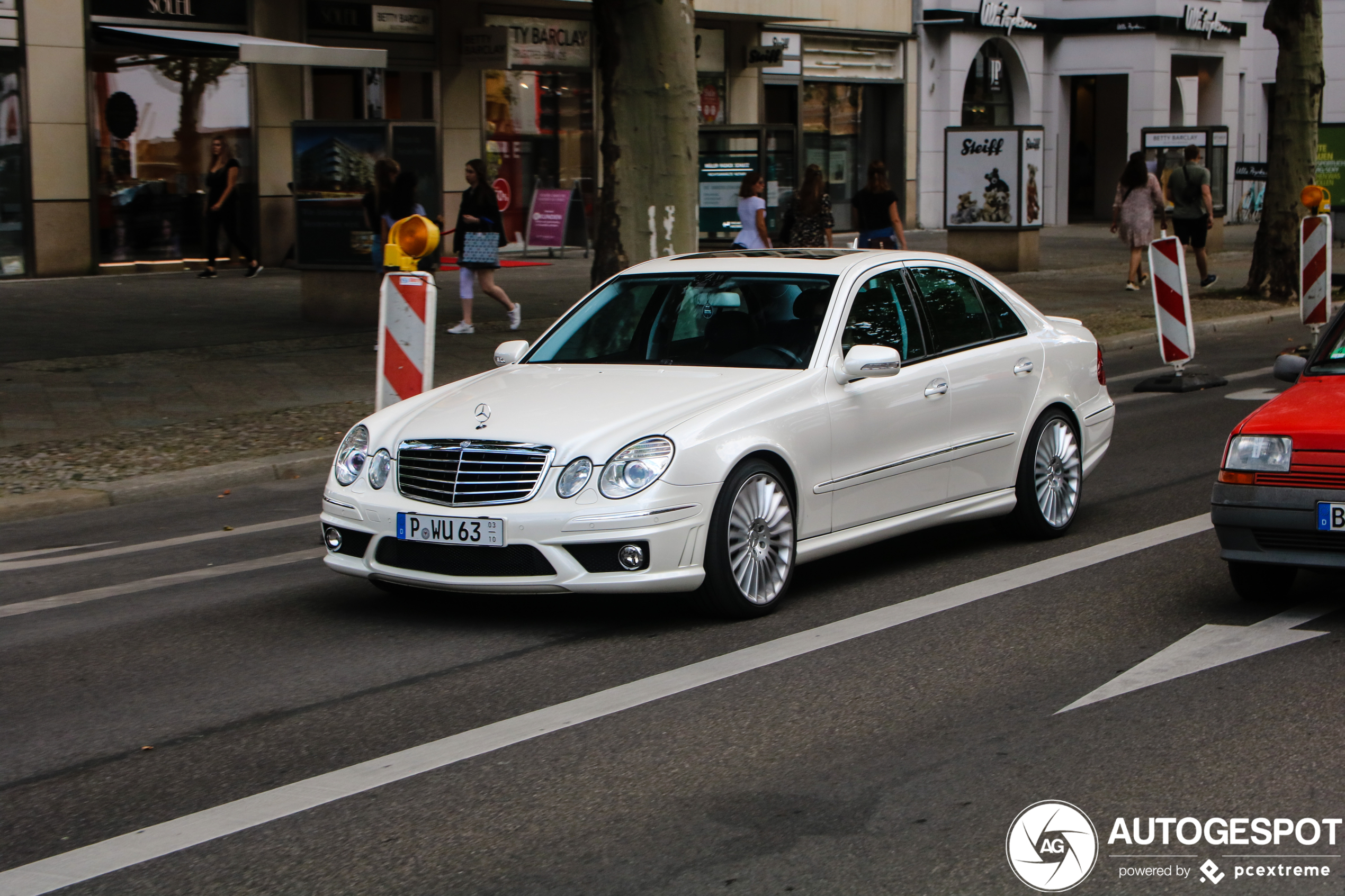 Mercedes-Benz E 63 AMG