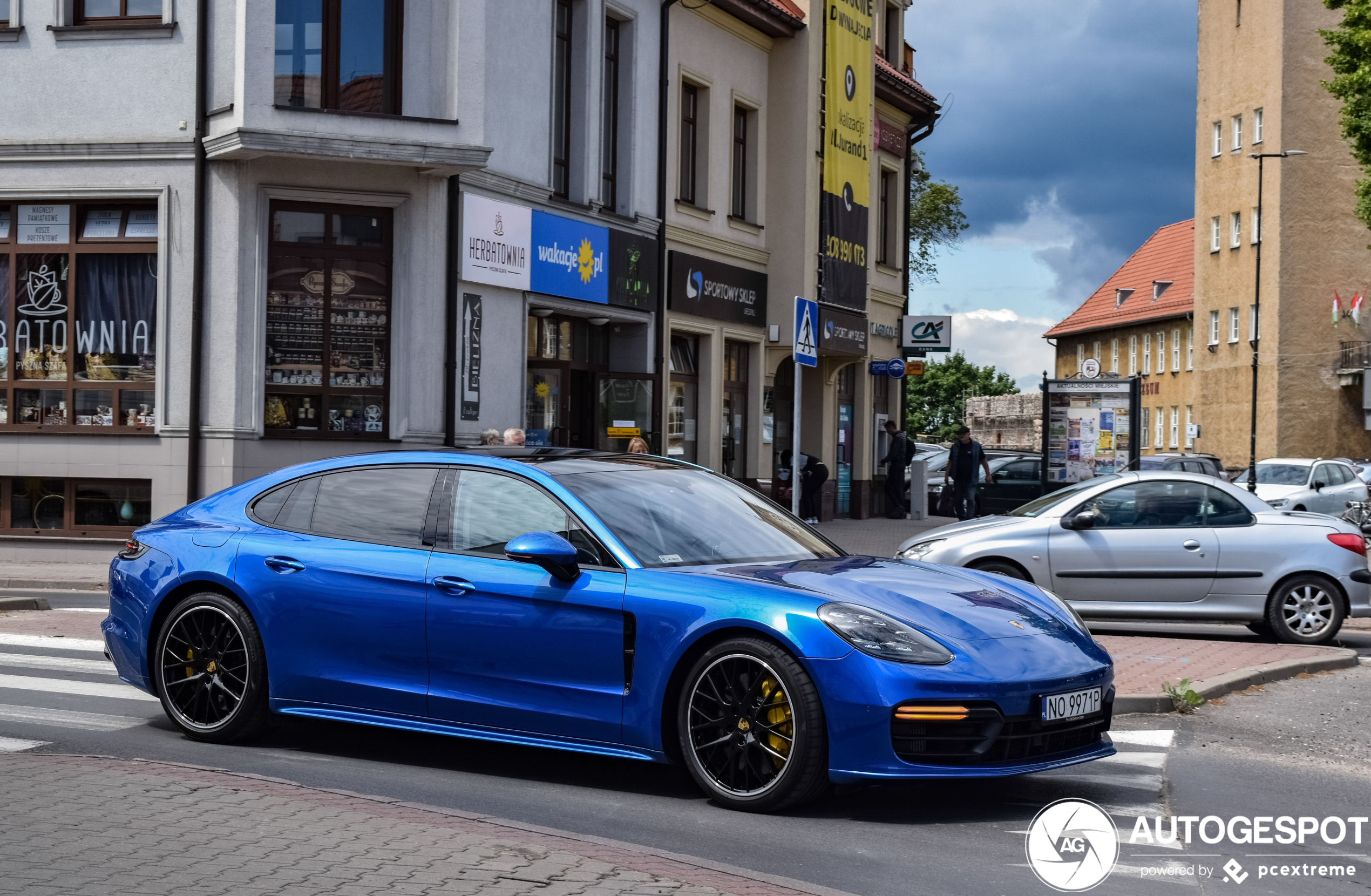 Porsche 971 Panamera Turbo