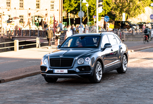 Bentley Bentayga Hybrid