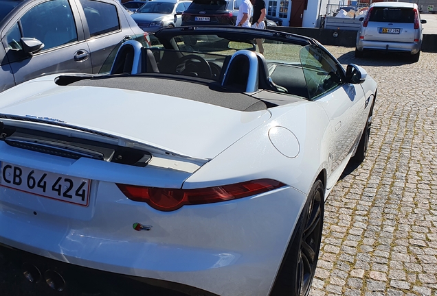 Jaguar F-TYPE S Convertible