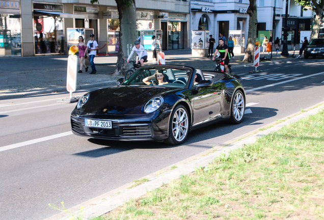 Porsche 992 Carrera 4S Cabriolet