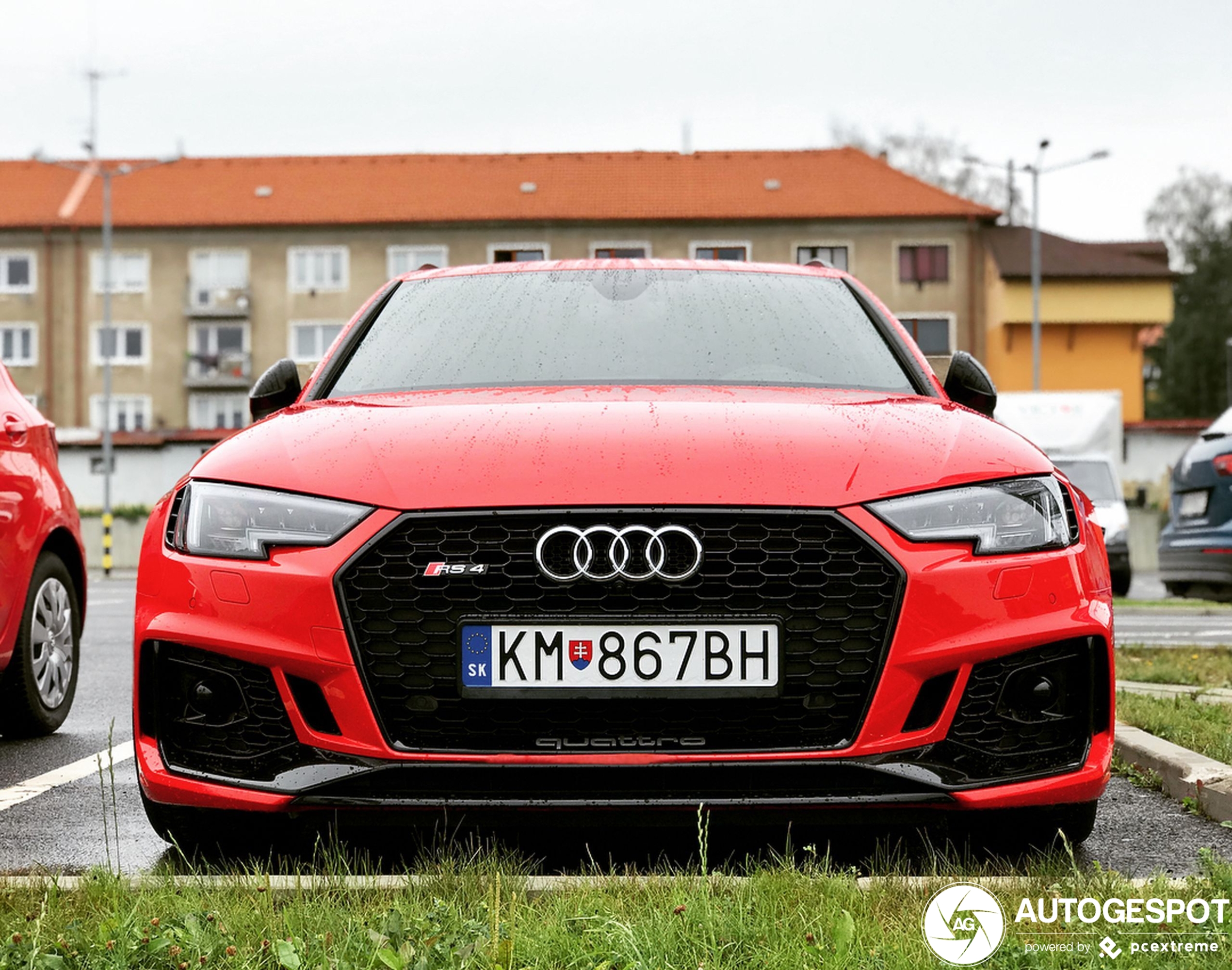 Audi RS4 Avant B9