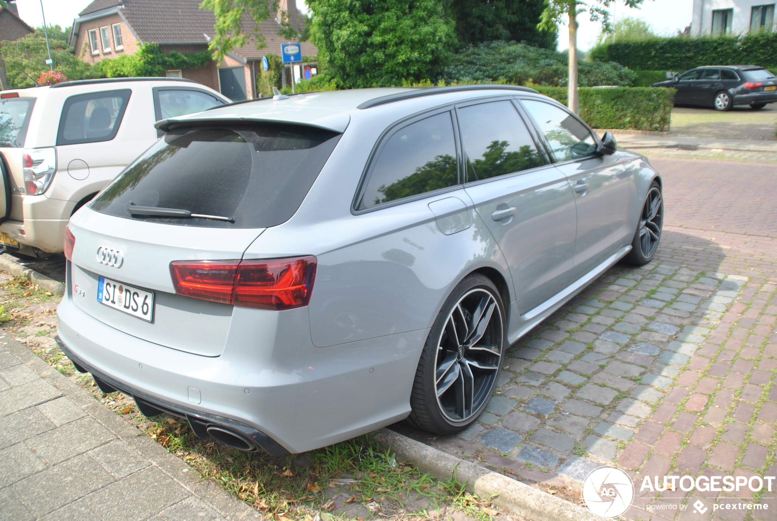 Audi RS6 Avant C7 2015