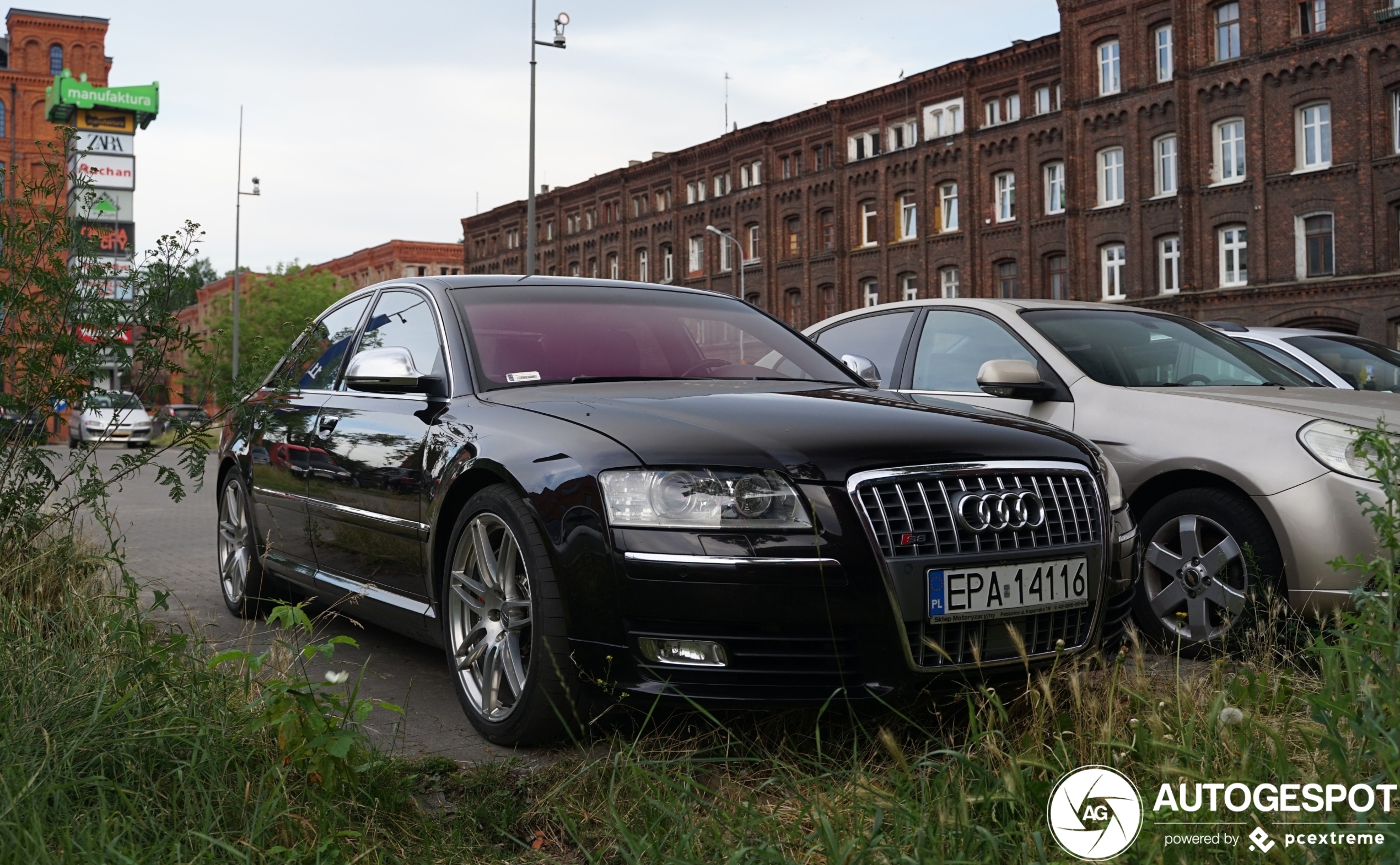 Audi S8 D3