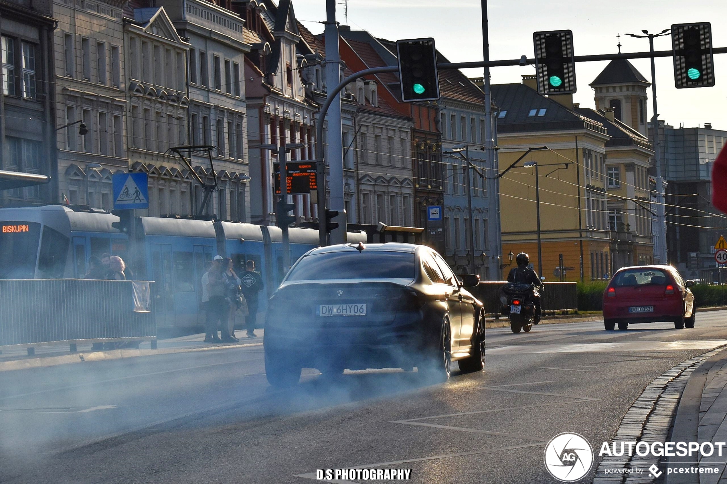 Poolse bestuurders blijven fan van burnouts