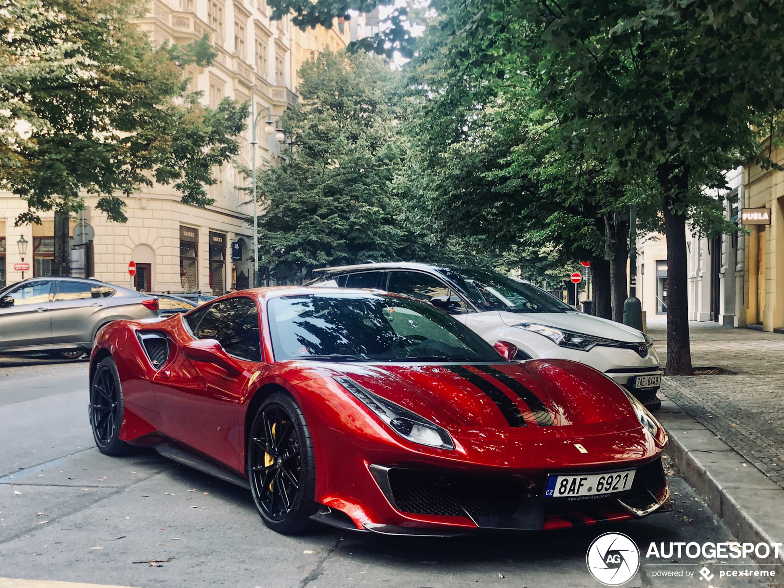 Ferrari 488 Pista