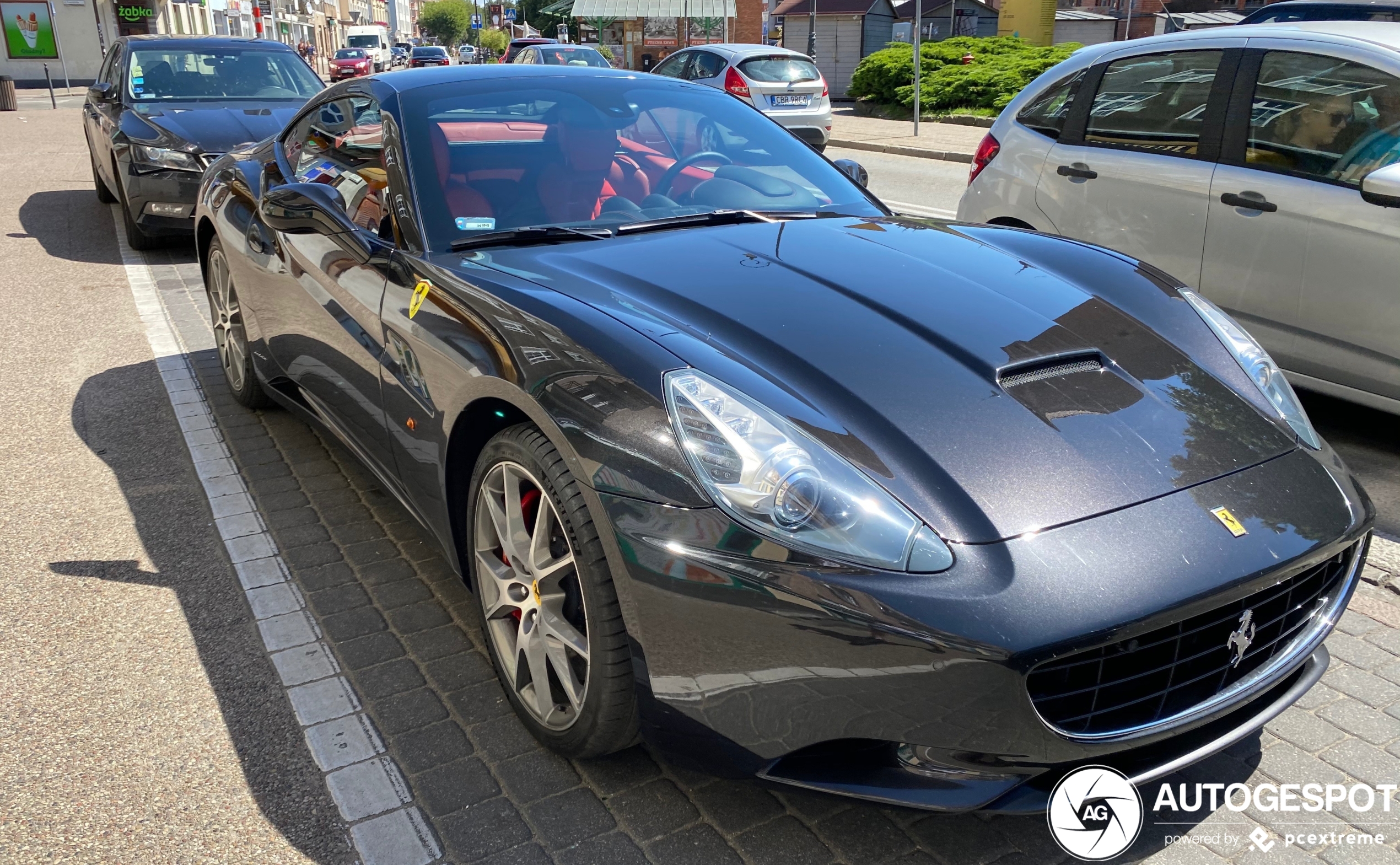 Ferrari California