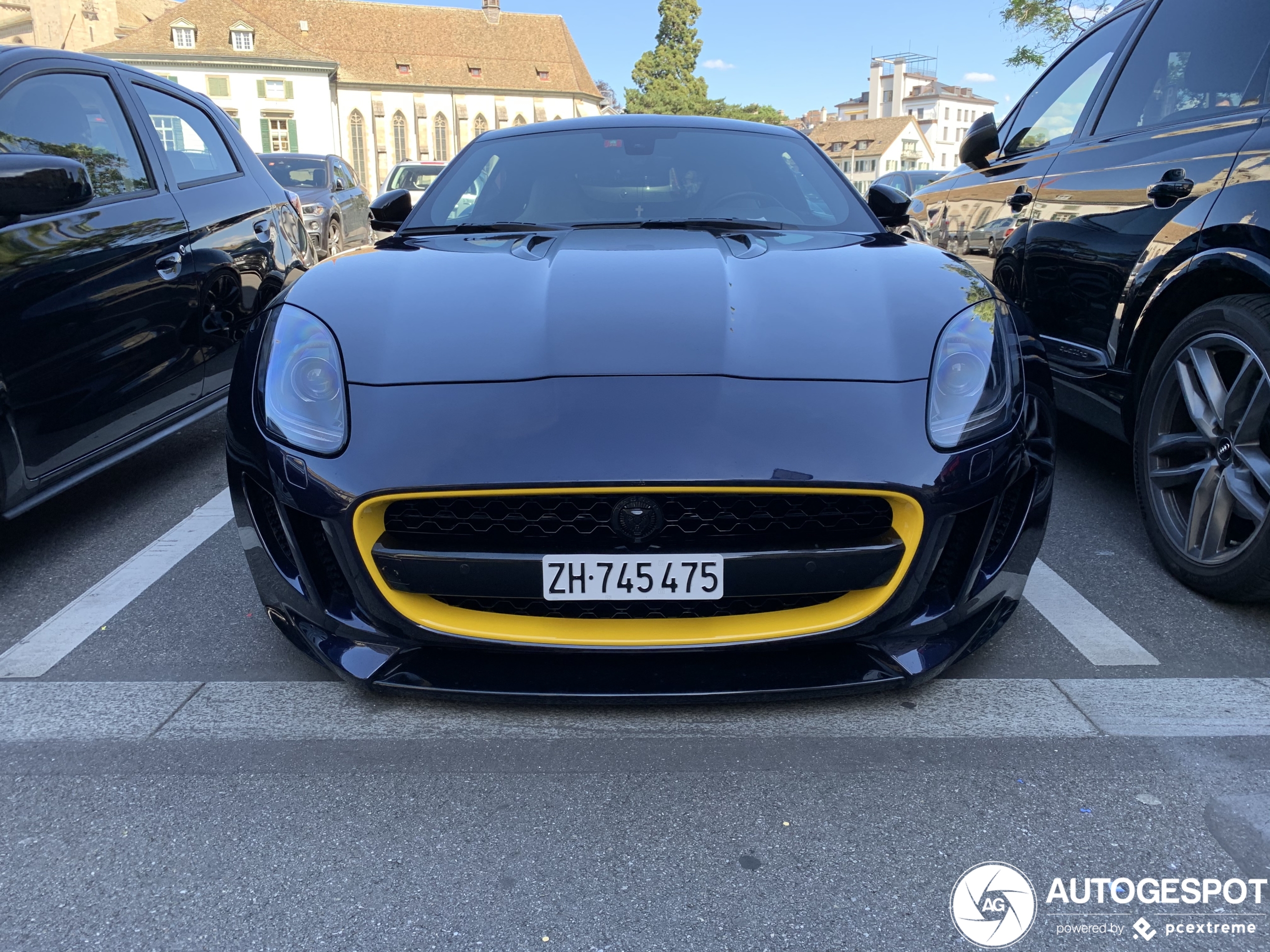 Jaguar F-TYPE R Coupé