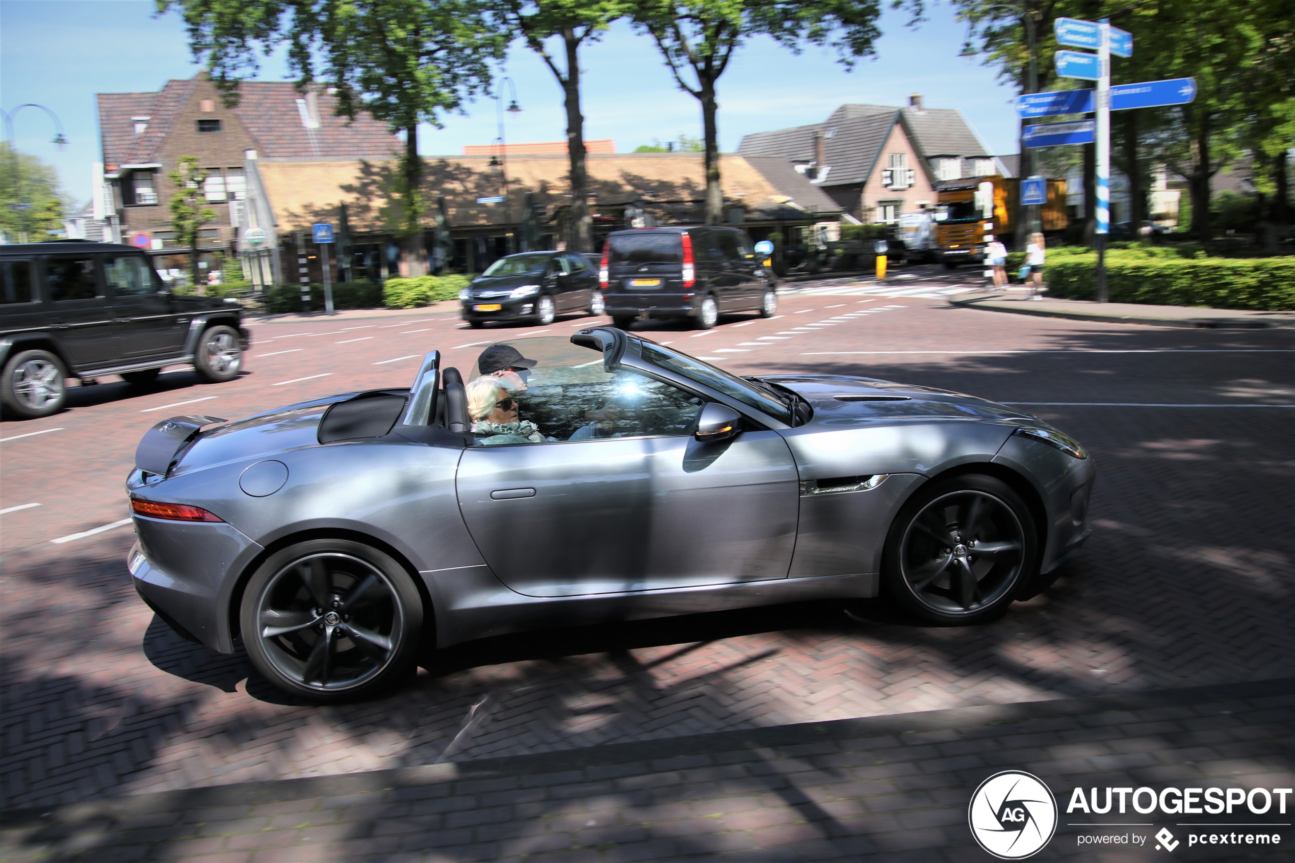 Jaguar F-TYPE S Convertible