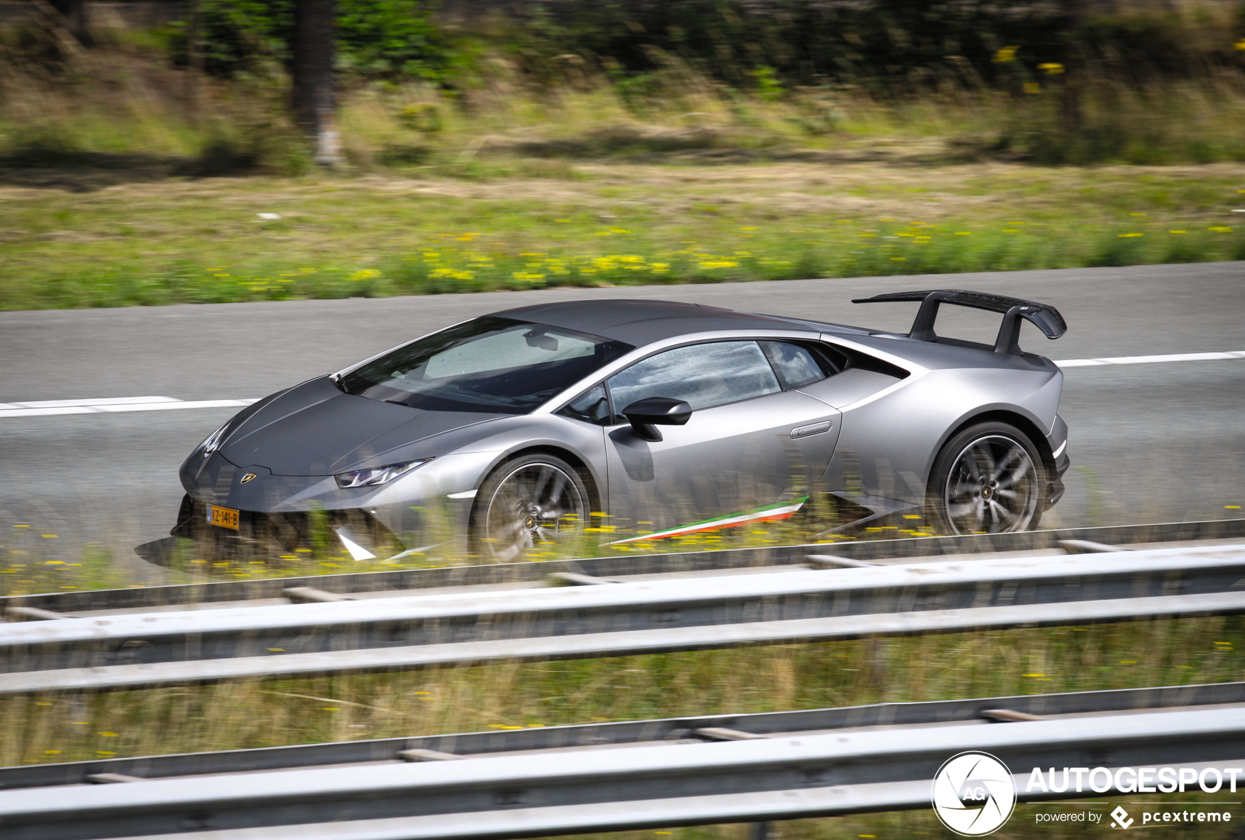 Lamborghini Huracán LP640-4 Performante