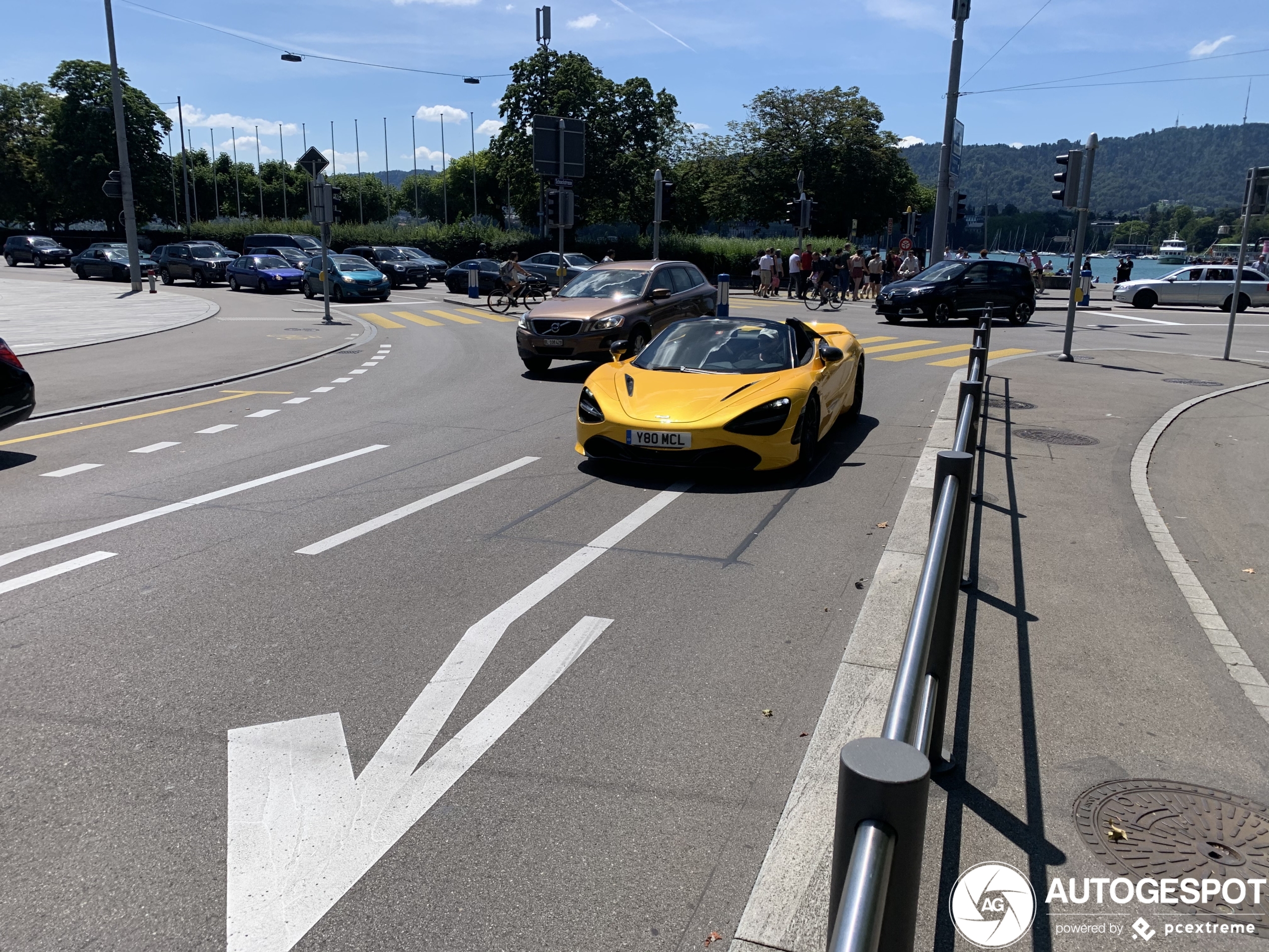 McLaren 720S Spider