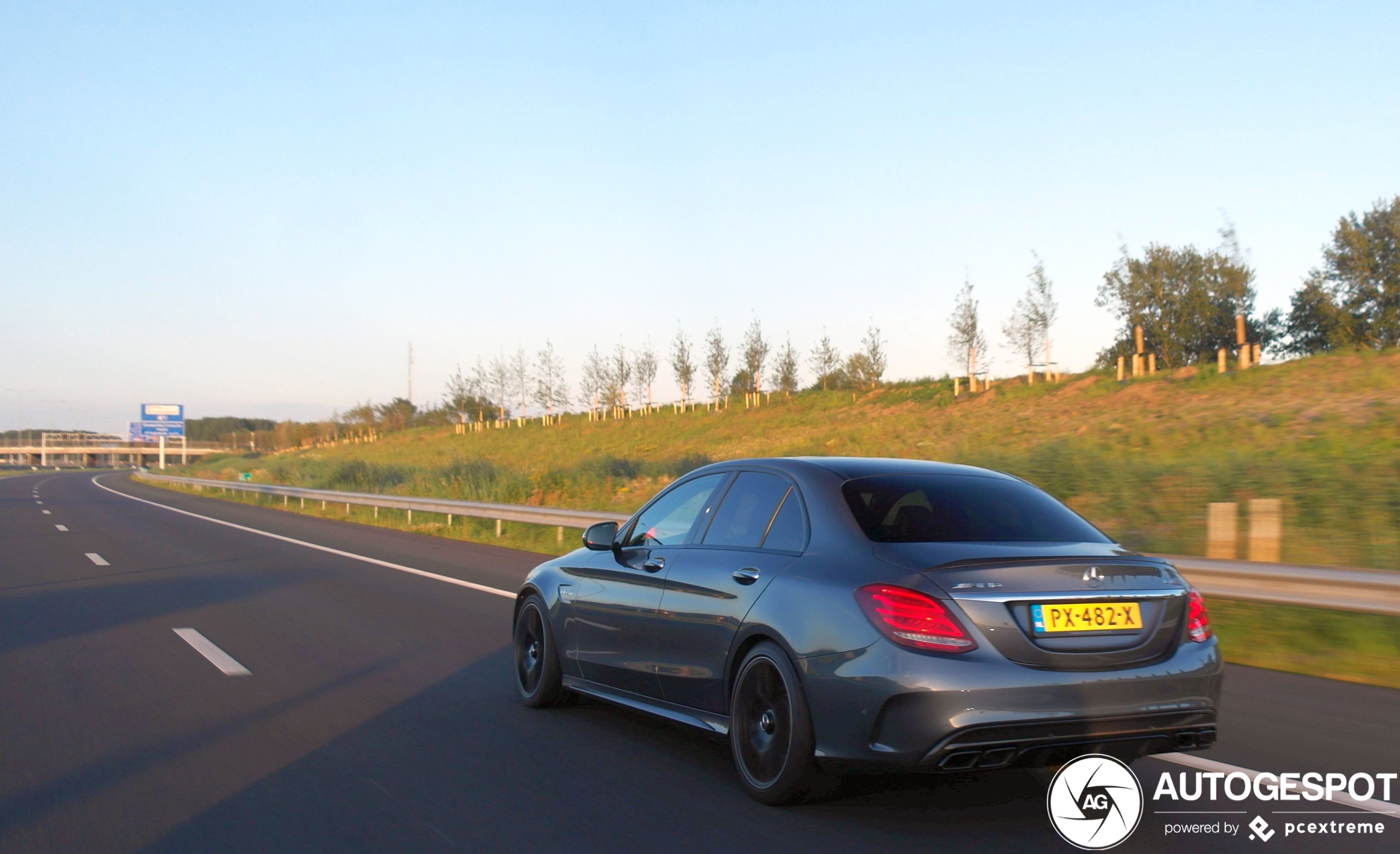 Mercedes-AMG C 63 S W205