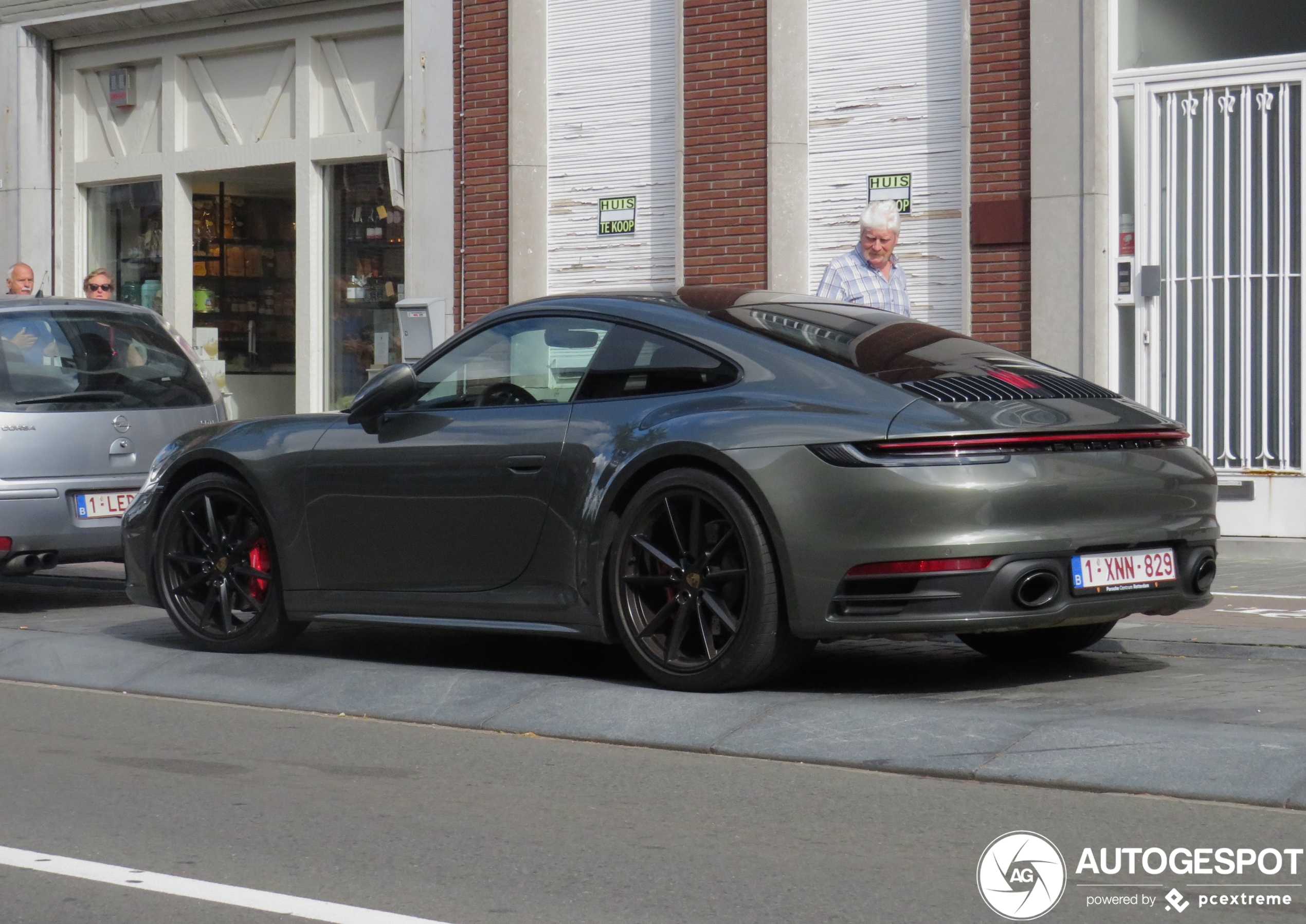 Porsche 992 Carrera 4S