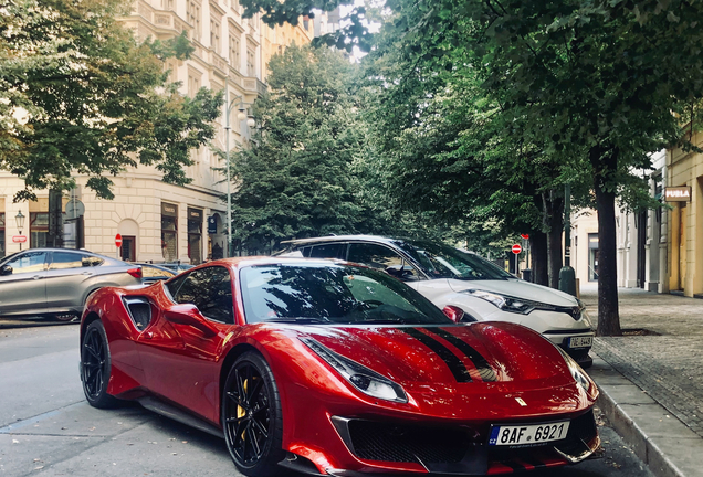 Ferrari 488 Pista