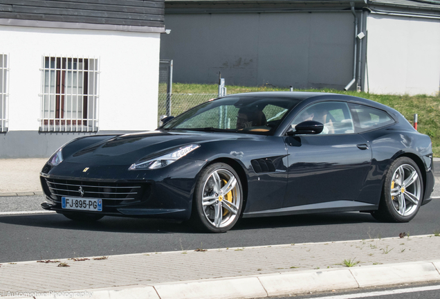 Ferrari GTC4Lusso