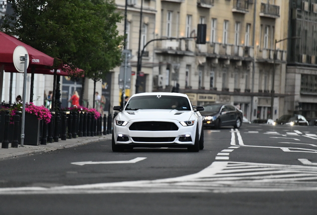 Ford Mustang GT 2015