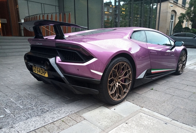 Lamborghini Huracán LP640-4 Performante