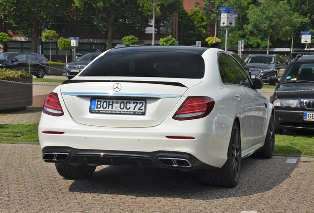 Mercedes-AMG E 63 S W213