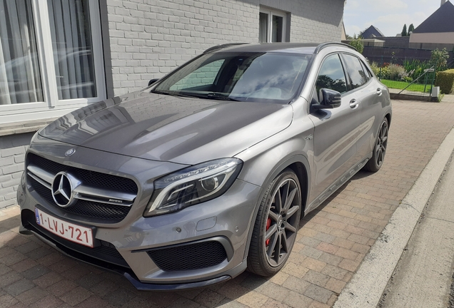 Mercedes-AMG GLA 45 X156