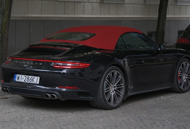 Porsche 991 Carrera 4S Cabriolet MkII