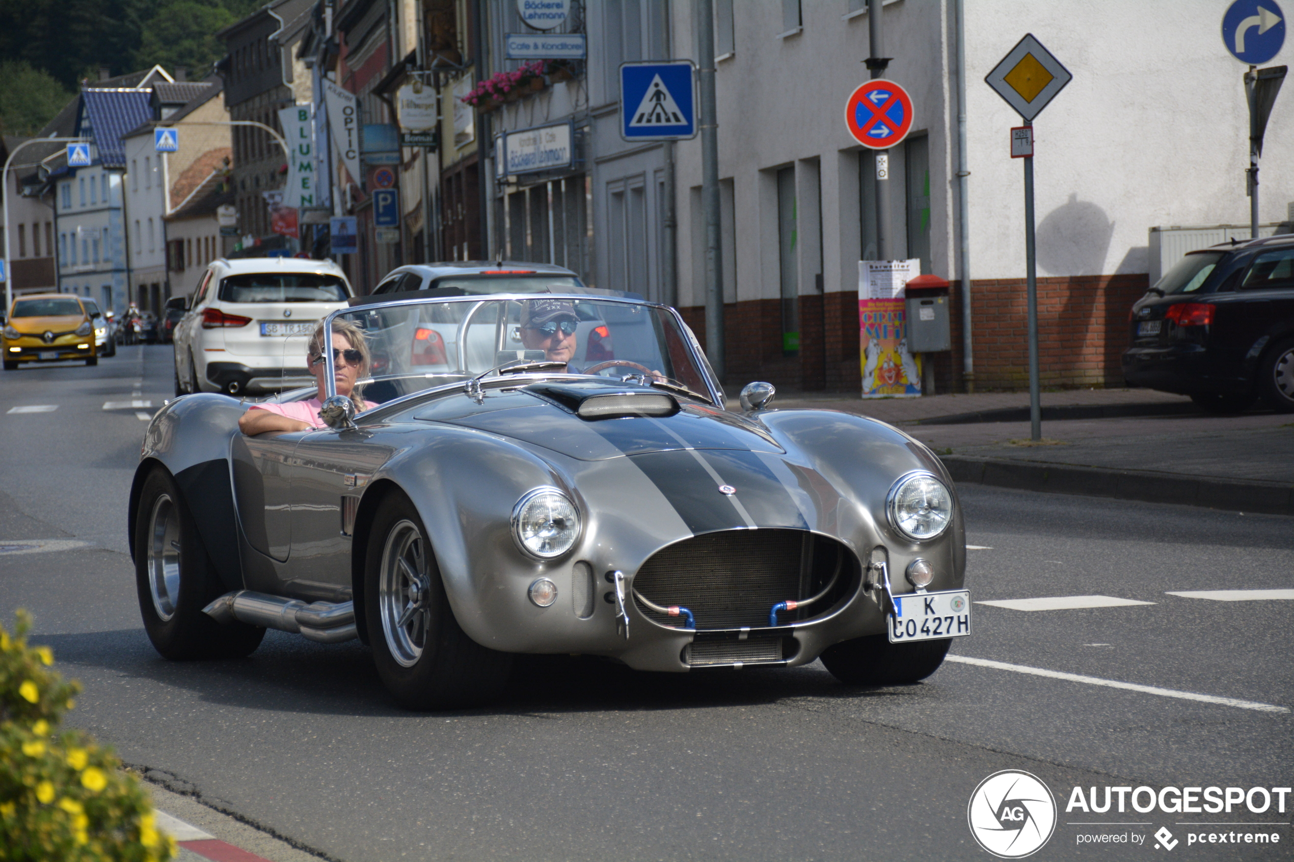 AC Cobra 427