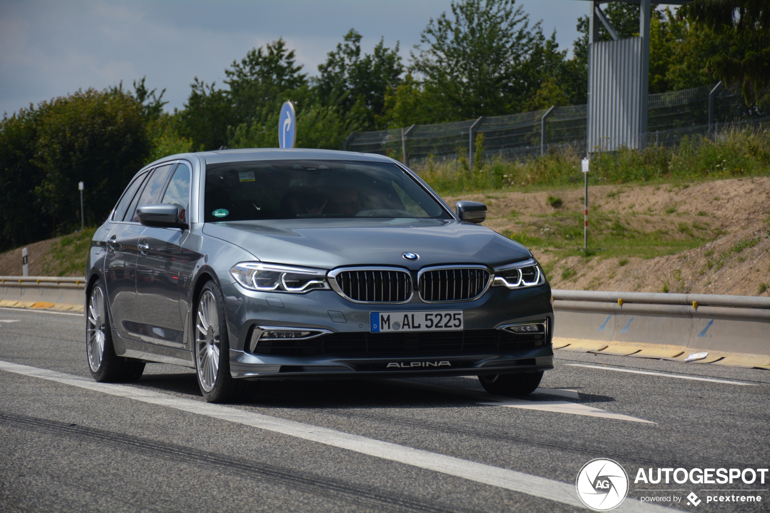 Alpina B5 BiTurbo Touring 2017