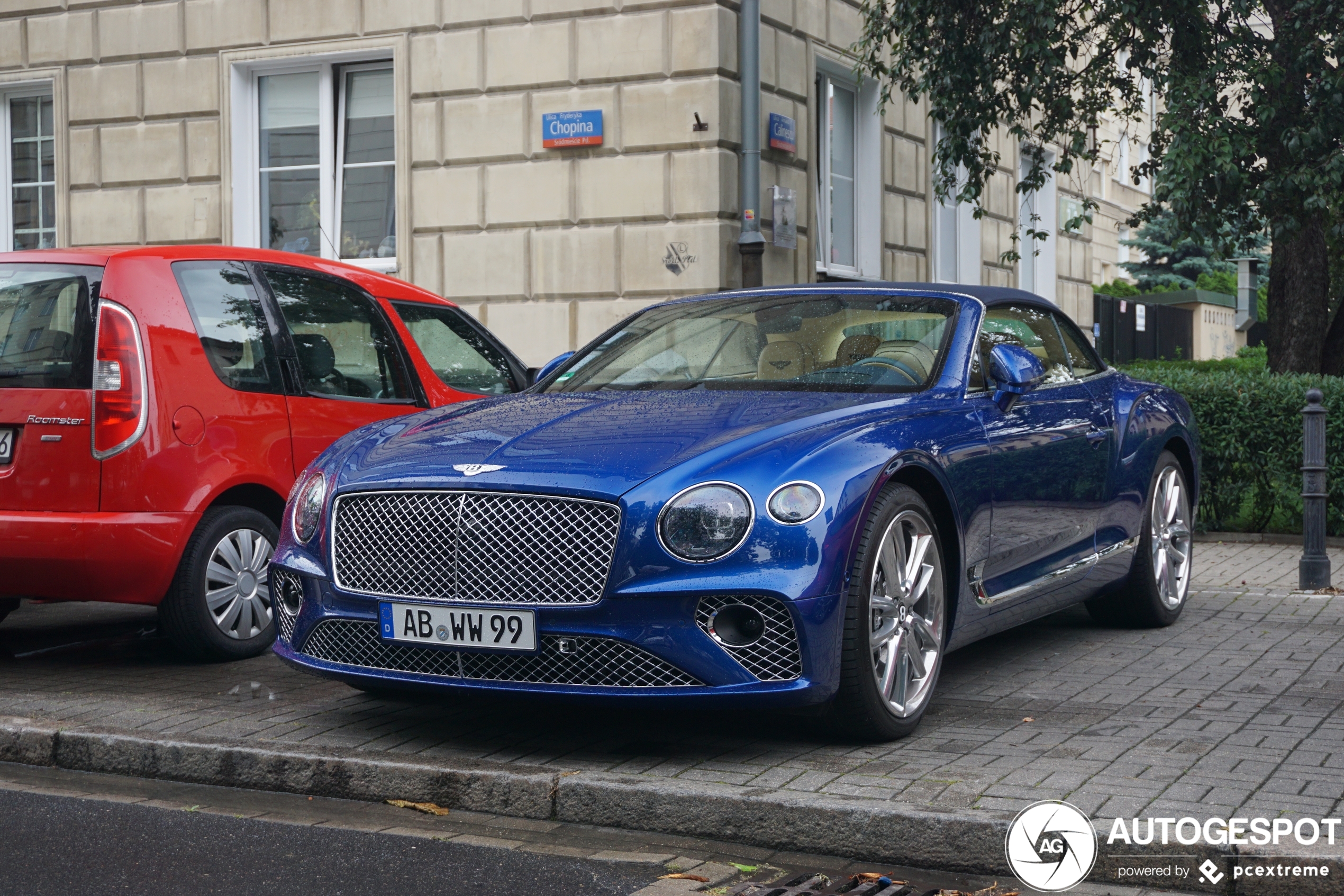 Bentley Continental GTC 2019