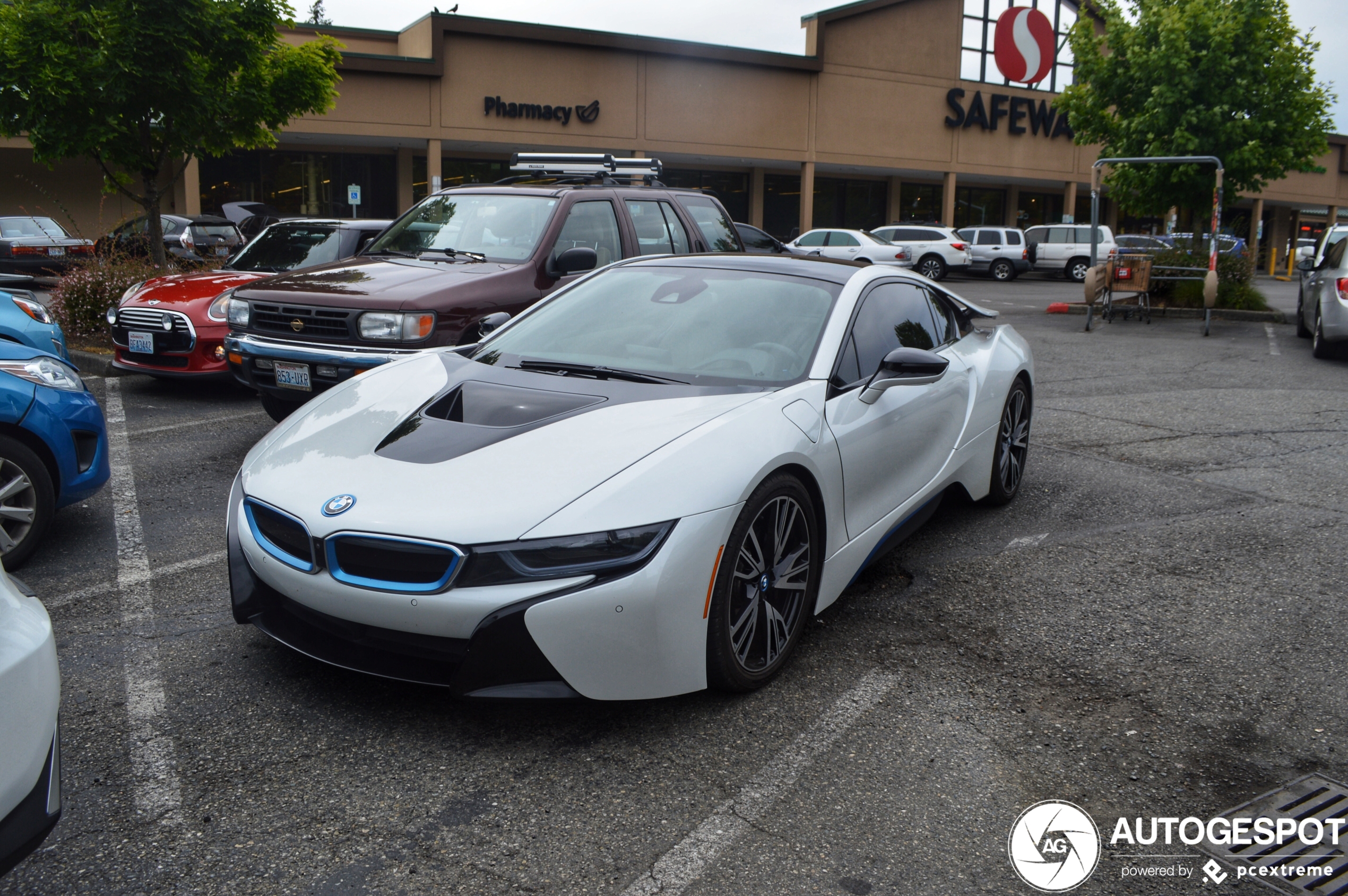 BMW i8