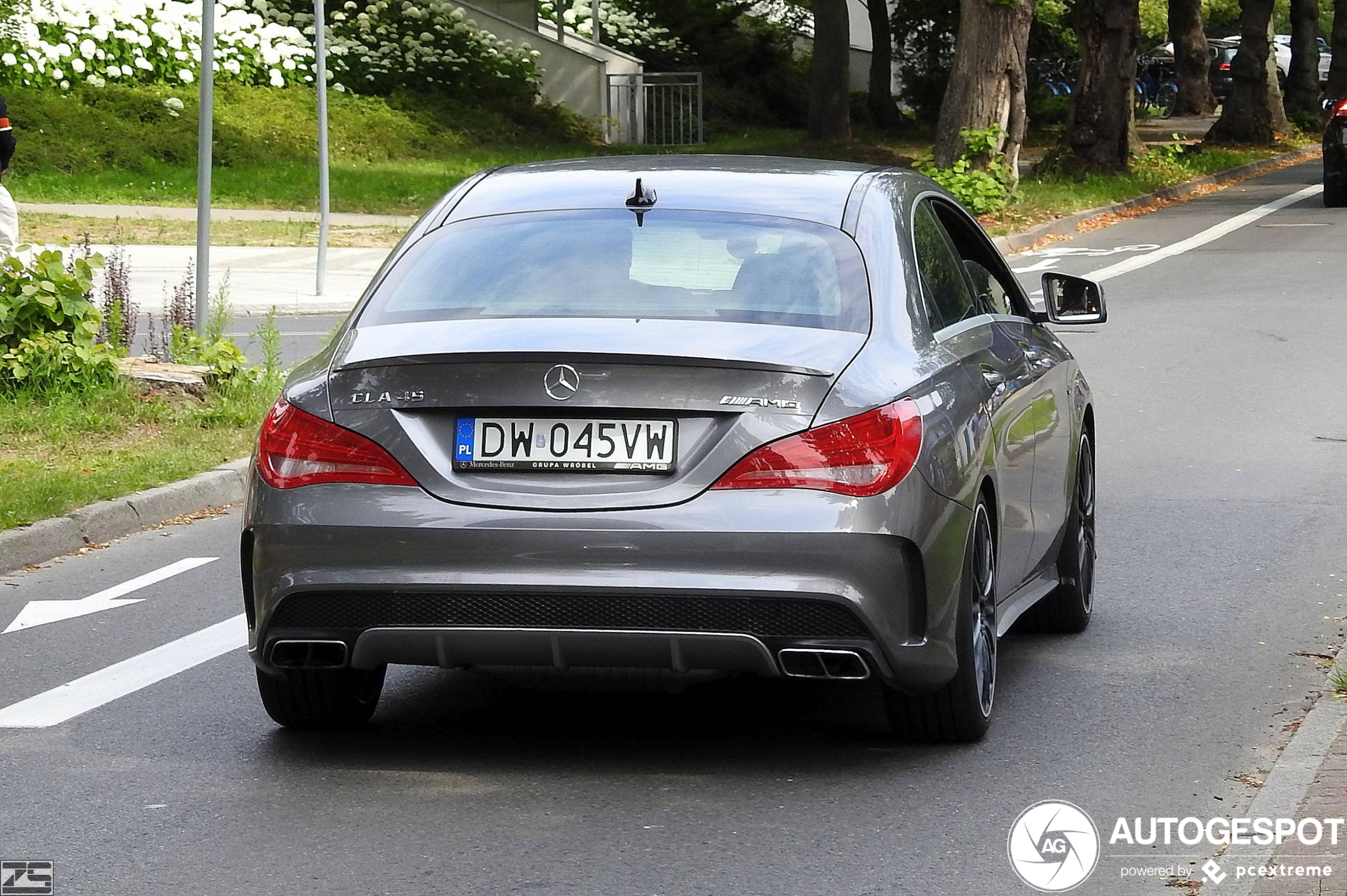 Mercedes-Benz CLA 45 AMG C117