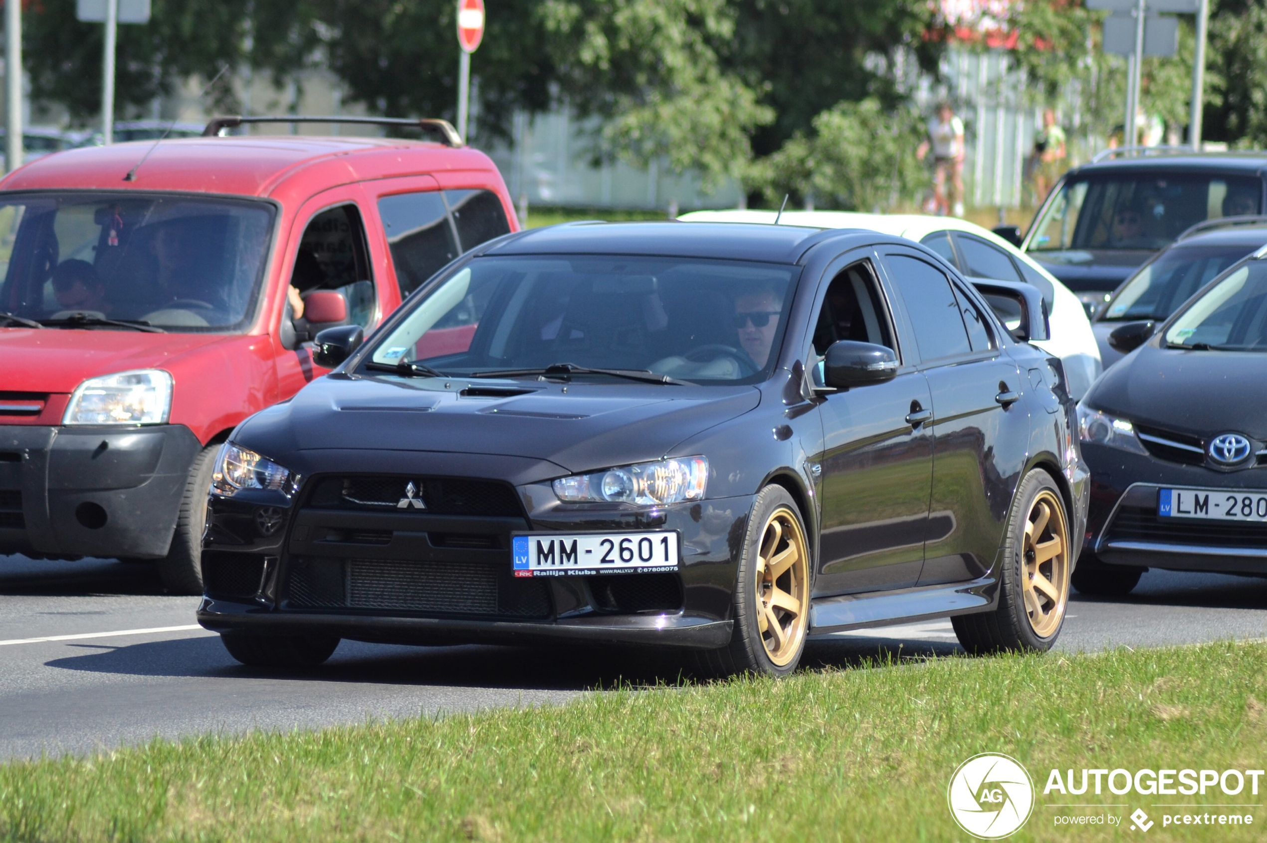 Mitsubishi Lancer Evolution X