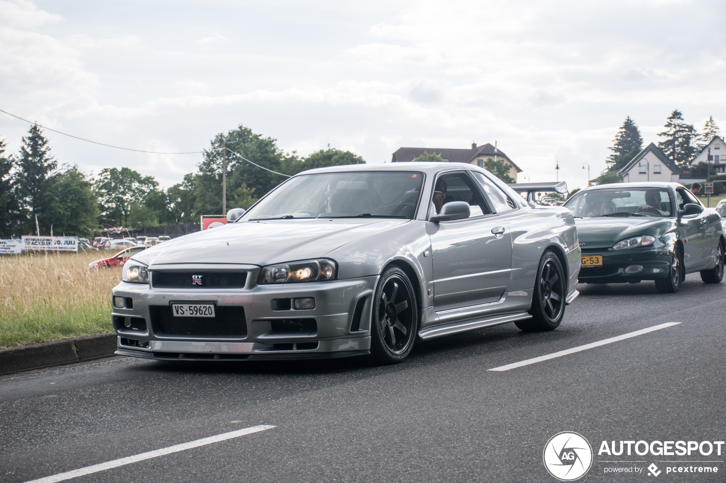 Nissan Skyline R34 GT-R V-Spec - 20 July 2020 - Autogespot