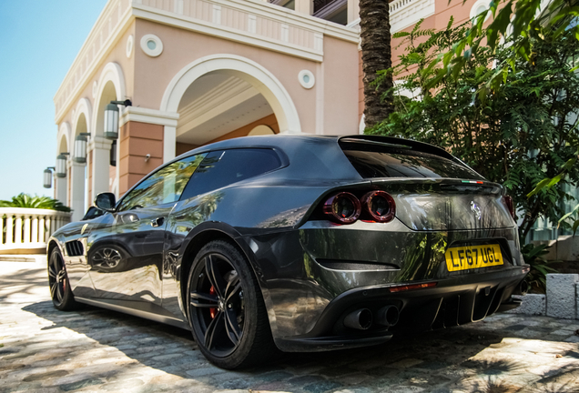 Ferrari GTC4Lusso