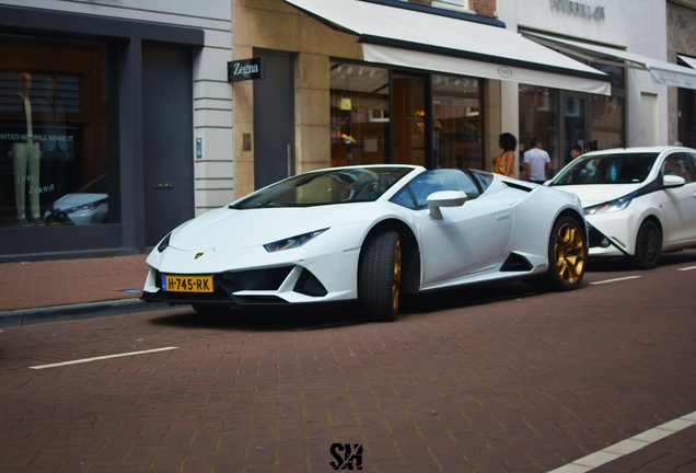 Lamborghini Huracán LP640-4 EVO Spyder