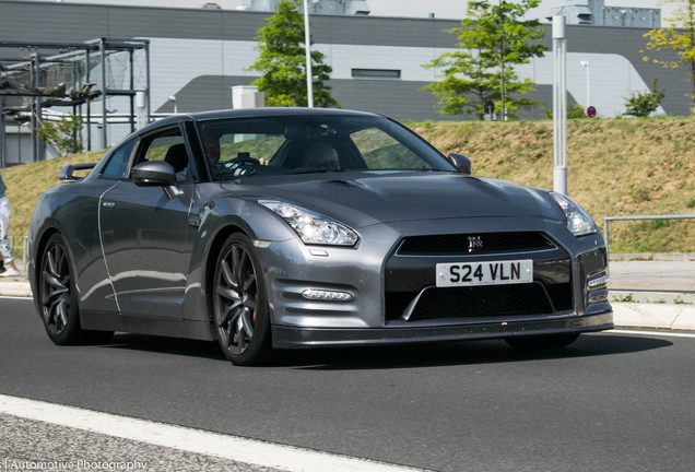 Nissan GT-R 2013