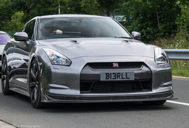 Nissan GT-R