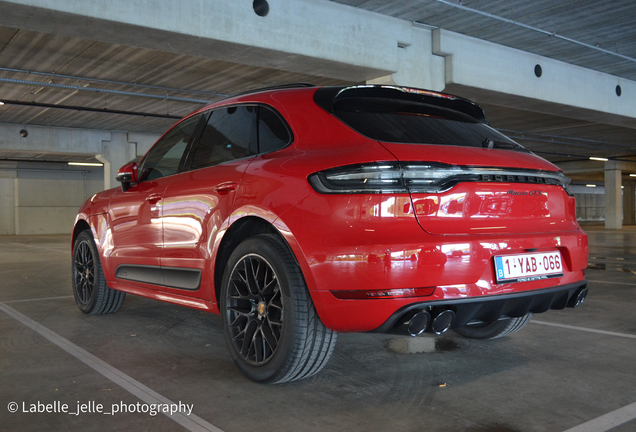 Porsche 95B Macan GTS MkII