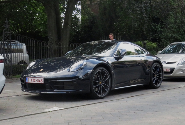 Porsche 992 Carrera 4S Belgian Legend Edition