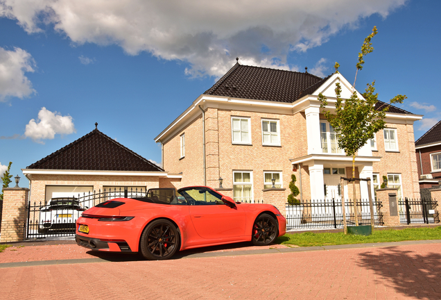 Porsche 992 Carrera S Cabriolet