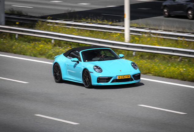 Porsche 992 Carrera S Cabriolet