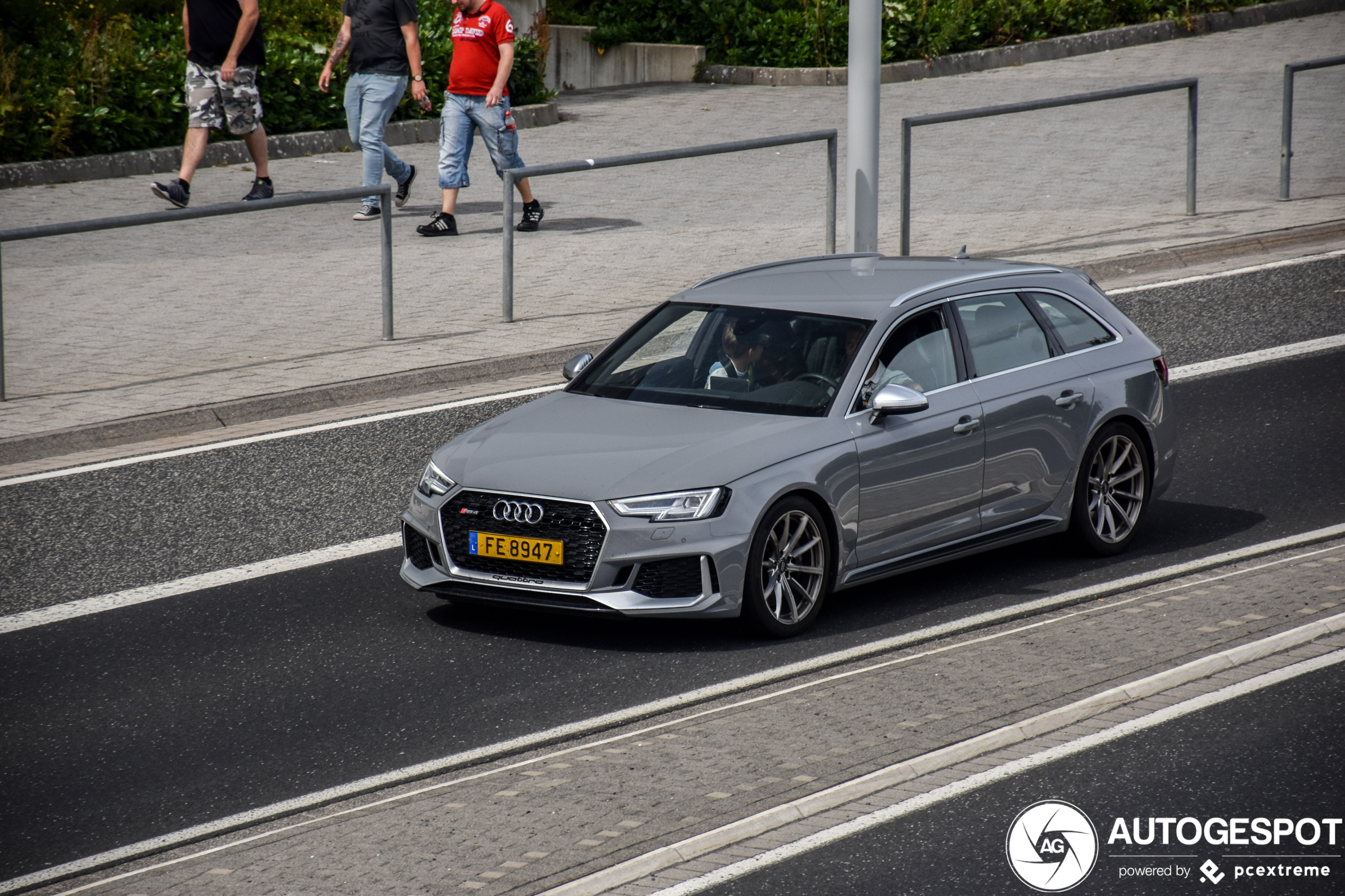 Audi RS4 Avant B9