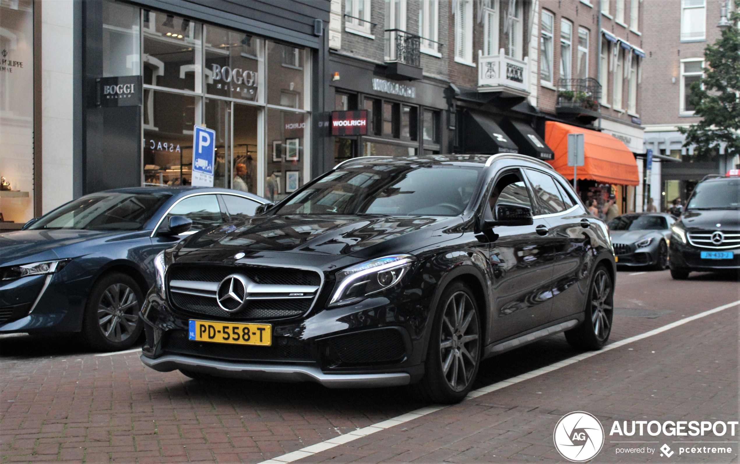 Mercedes-AMG GLA 45 X156