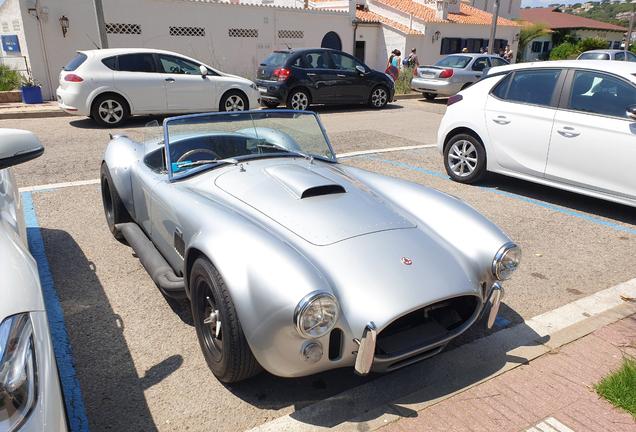 AC Cobra 427