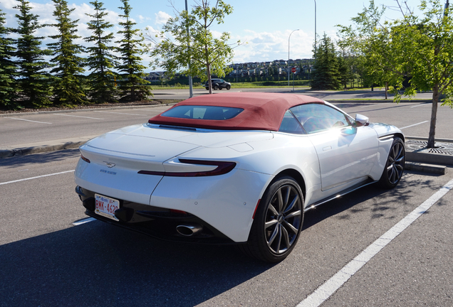 Aston Martin DB11 V8 Volante